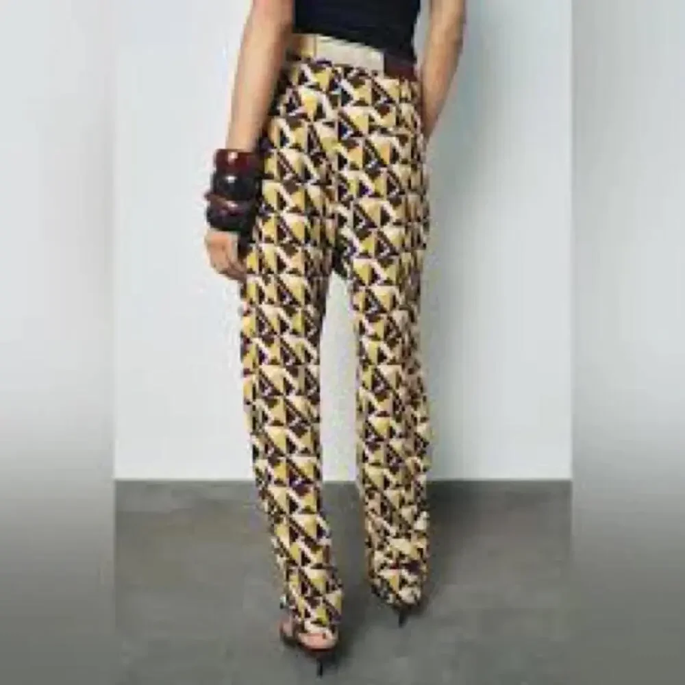 NWT Zara Geometric Yellow and Brown Patterned Pants Size M
